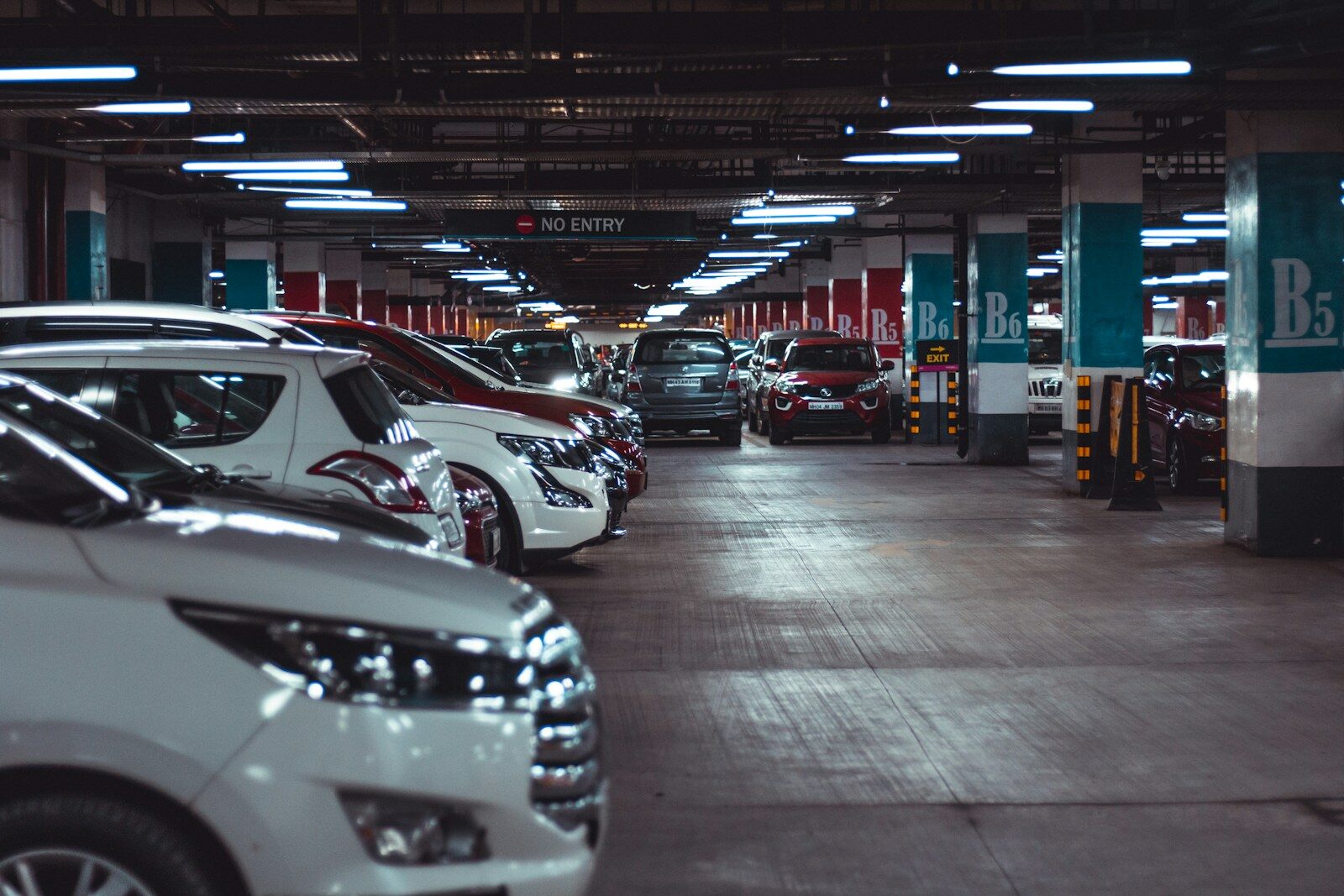 Giải Pháp Thiết Bị Bãi Giữ Xe Thông Minh Bằng Thẻ Từ Tại TP.HCM -